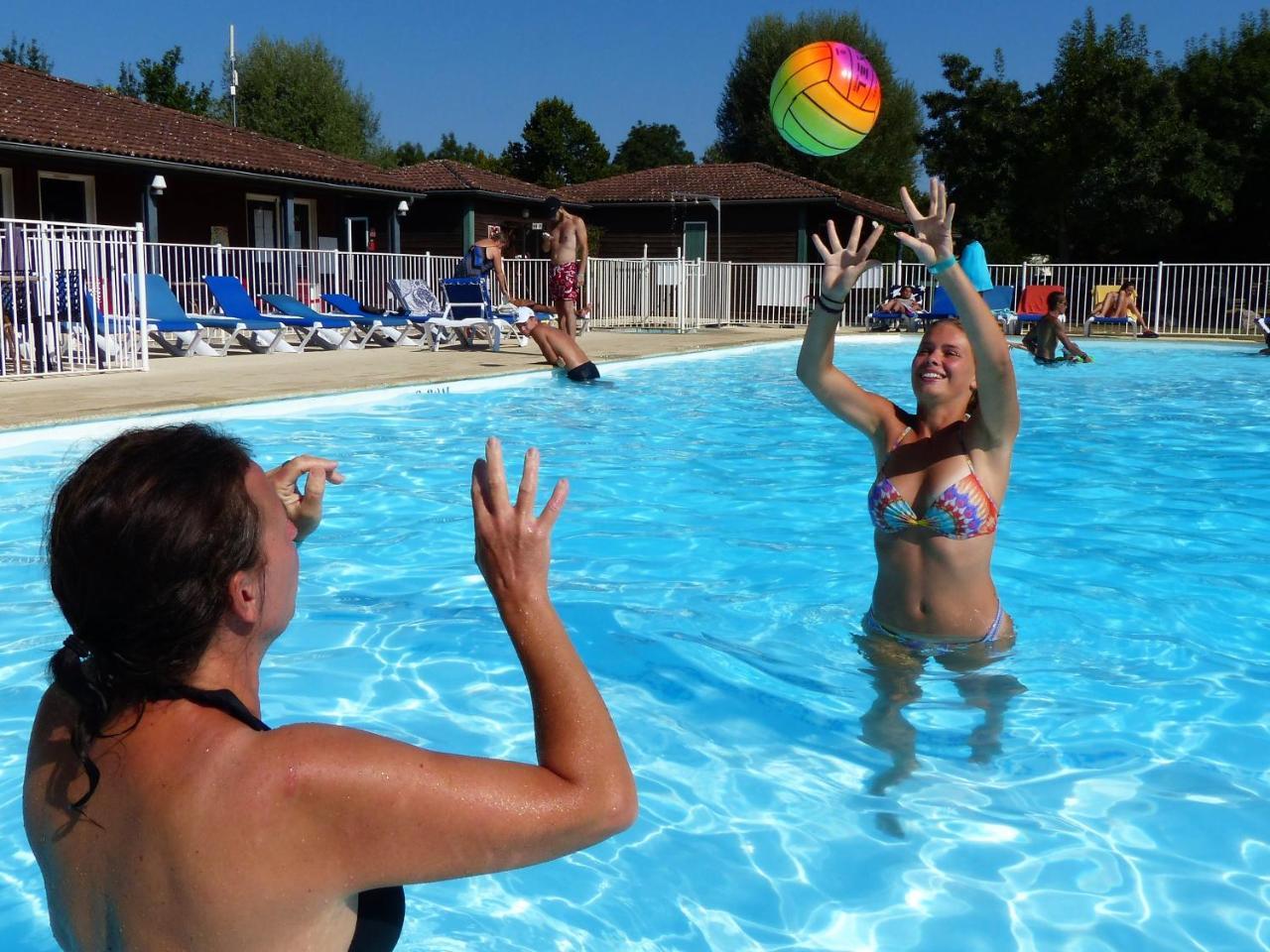 Camping Les Portes Du Beaujolais Anse Zewnętrze zdjęcie
