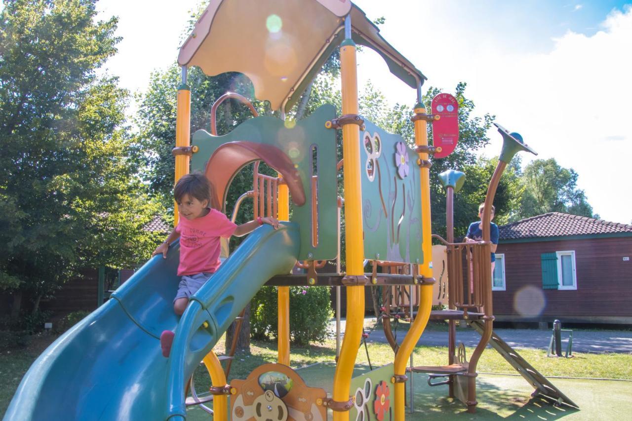 Camping Les Portes Du Beaujolais Anse Zewnętrze zdjęcie