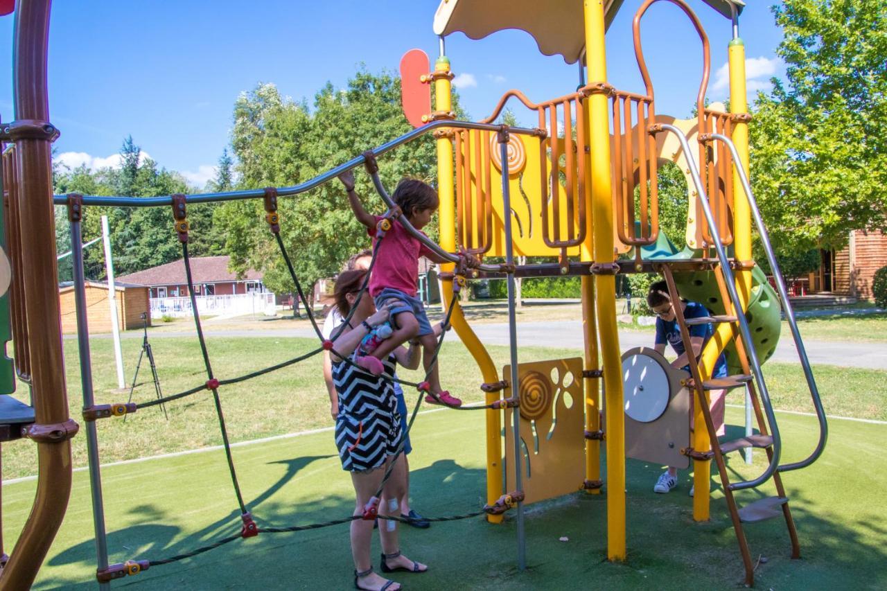 Camping Les Portes Du Beaujolais Anse Zewnętrze zdjęcie