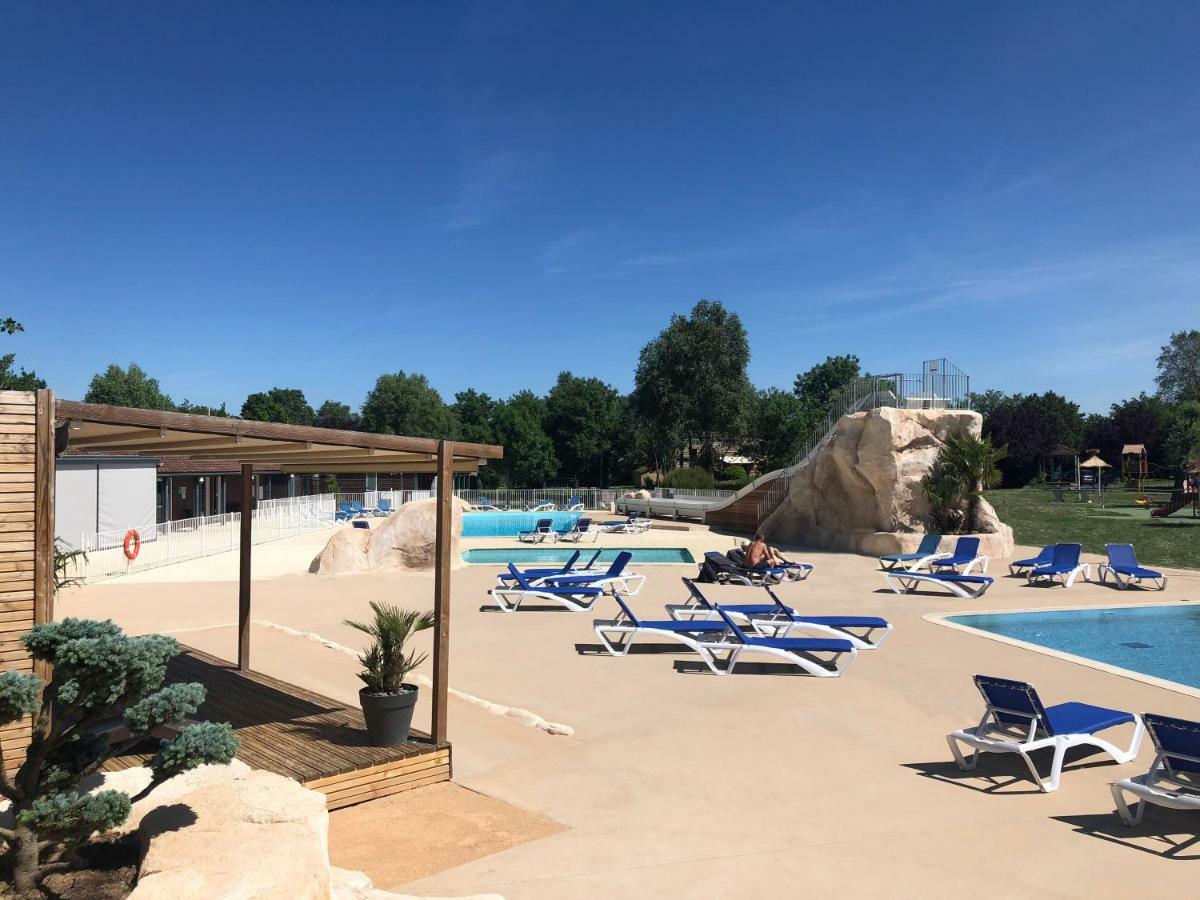Camping Les Portes Du Beaujolais Anse Zewnętrze zdjęcie